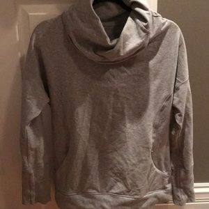 Lululemon size 6 cowl neck sweatshirt